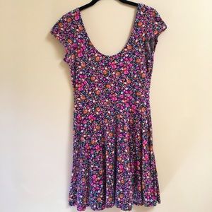 Floral comfy mini dress